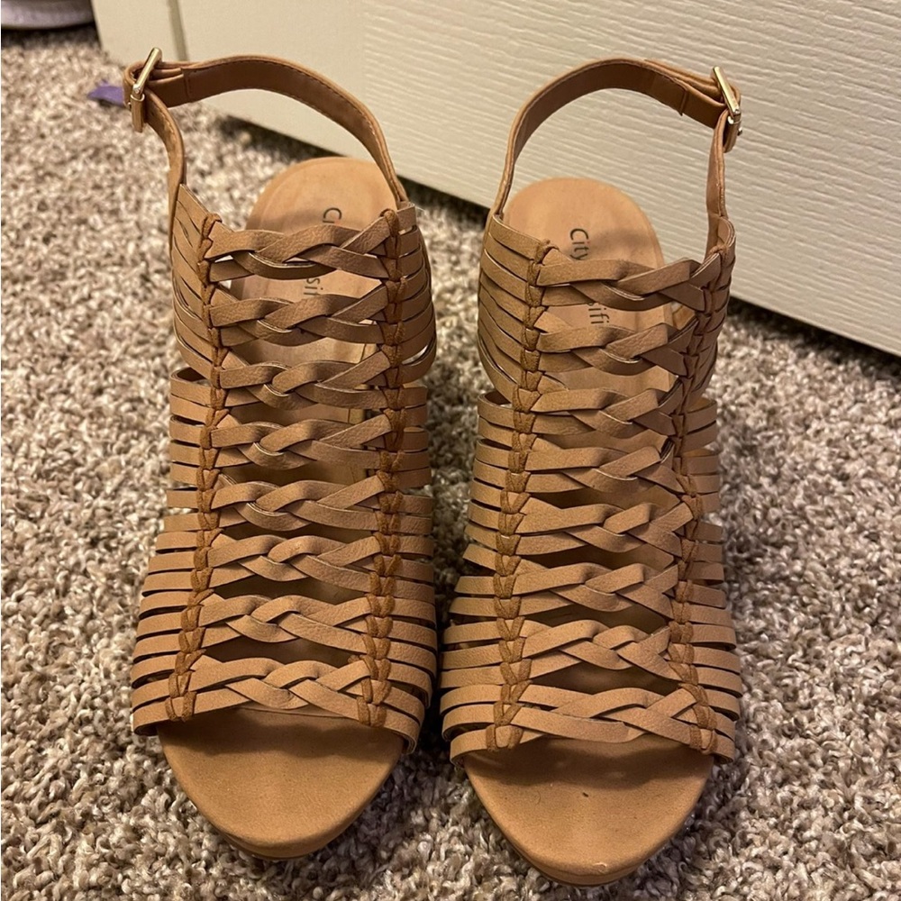Heels 👠 - Picture 4 of 4
